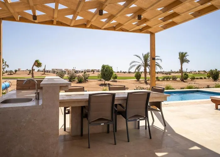 Villa Designer Golf - Heated Pool & Serene Views Hurgada