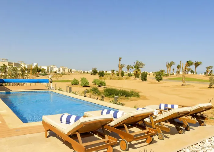 Villa Designer Golf -pool & Serene Views